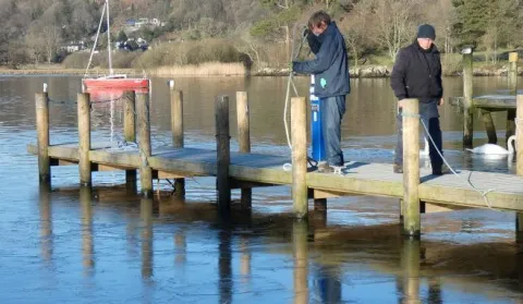 Frozen windermere news web 03