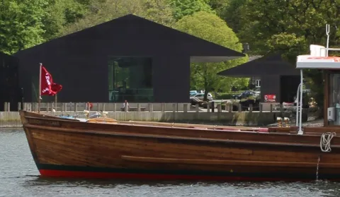 Queen at jetty web news image opt