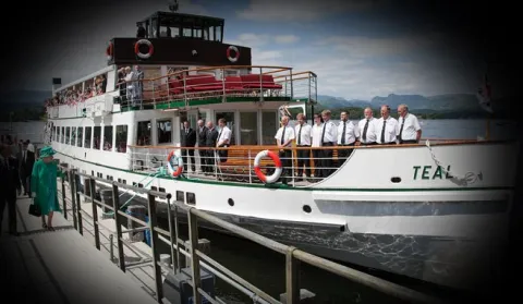 Queens funeral news 02 flat