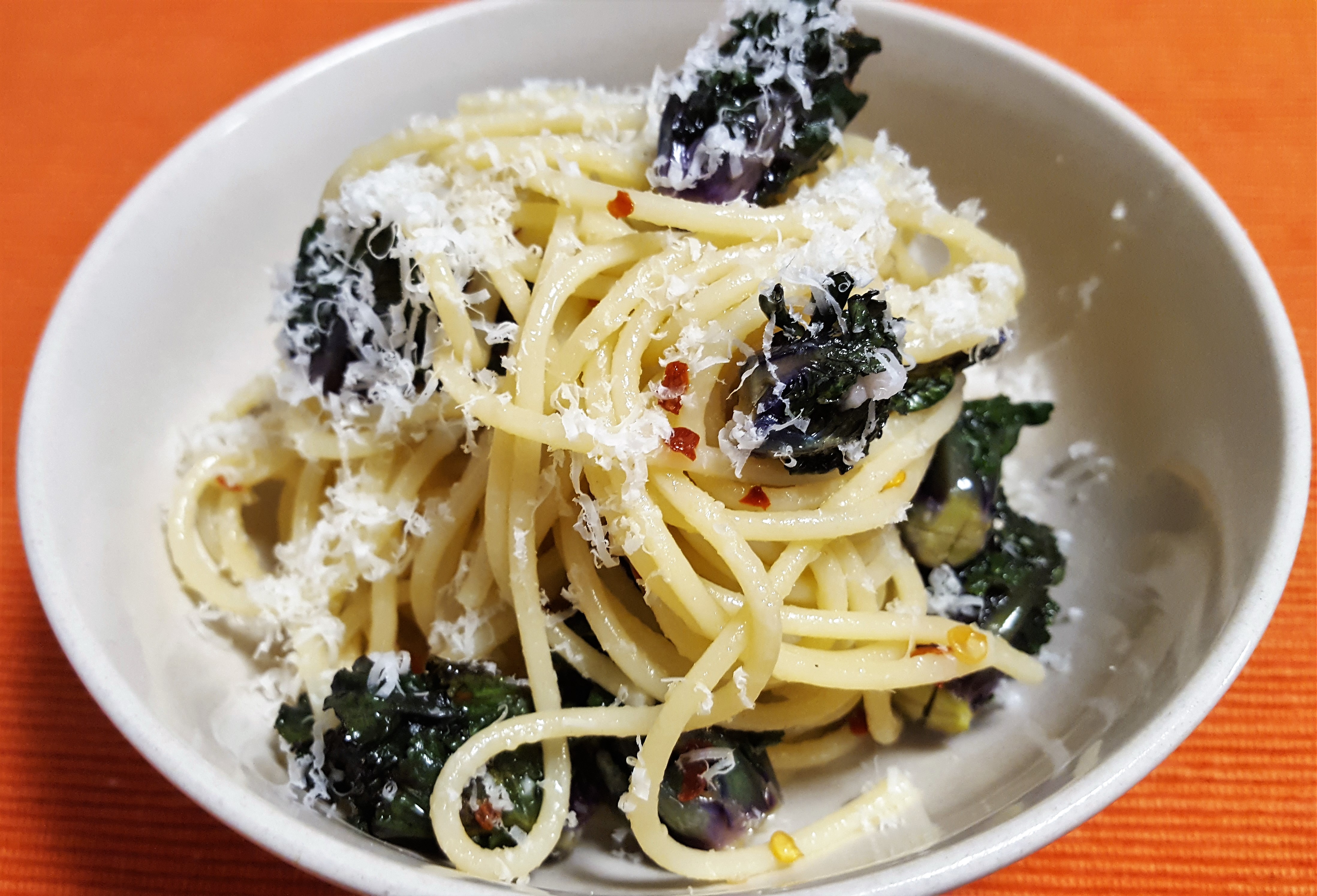 Garlic & Kale Pasta - Lunch Box ideas