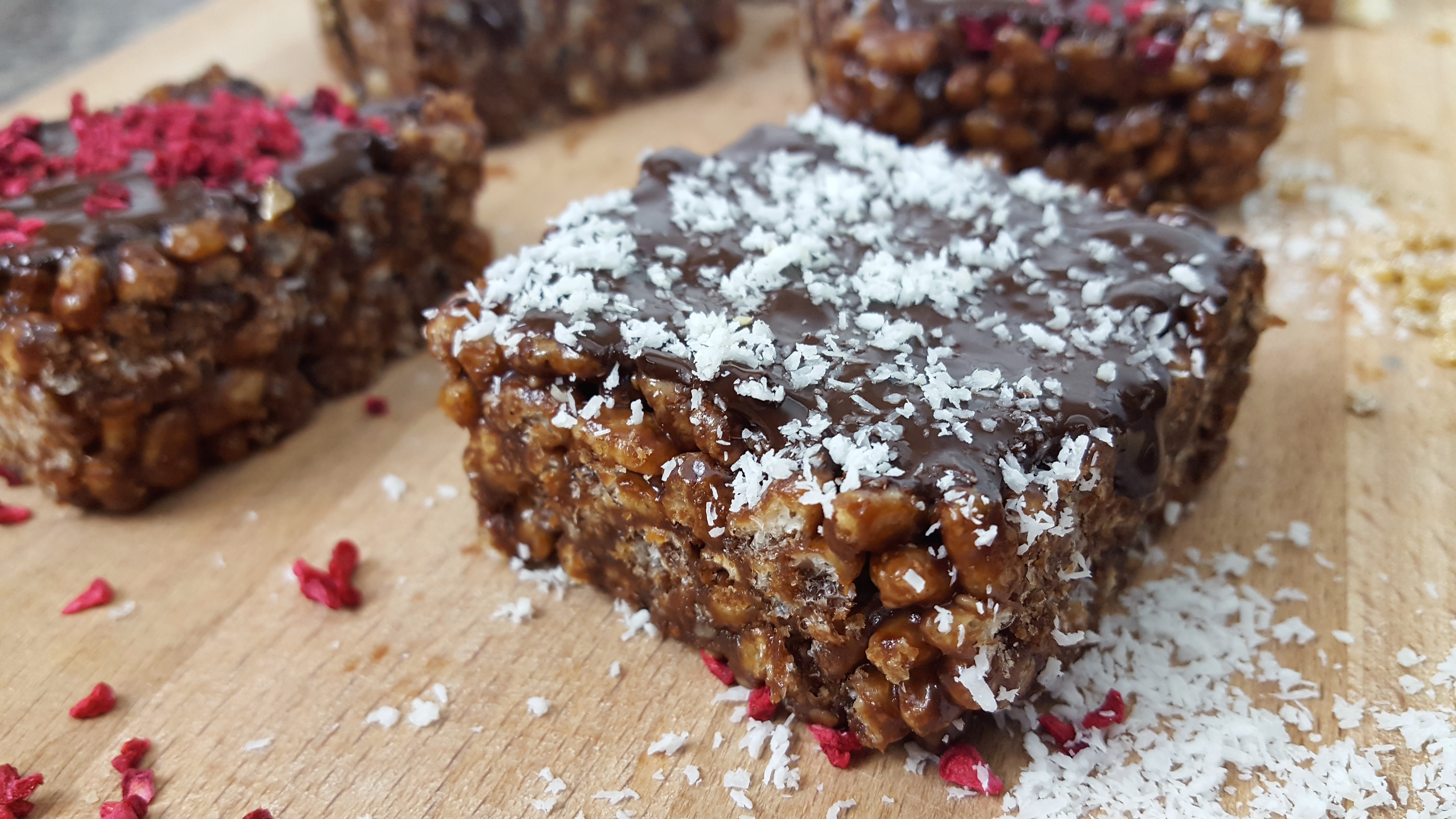 Crispy Rice & Dark Chocolate Vegan Bars Crispy Rice & Dark Chocolate Vegan Bars