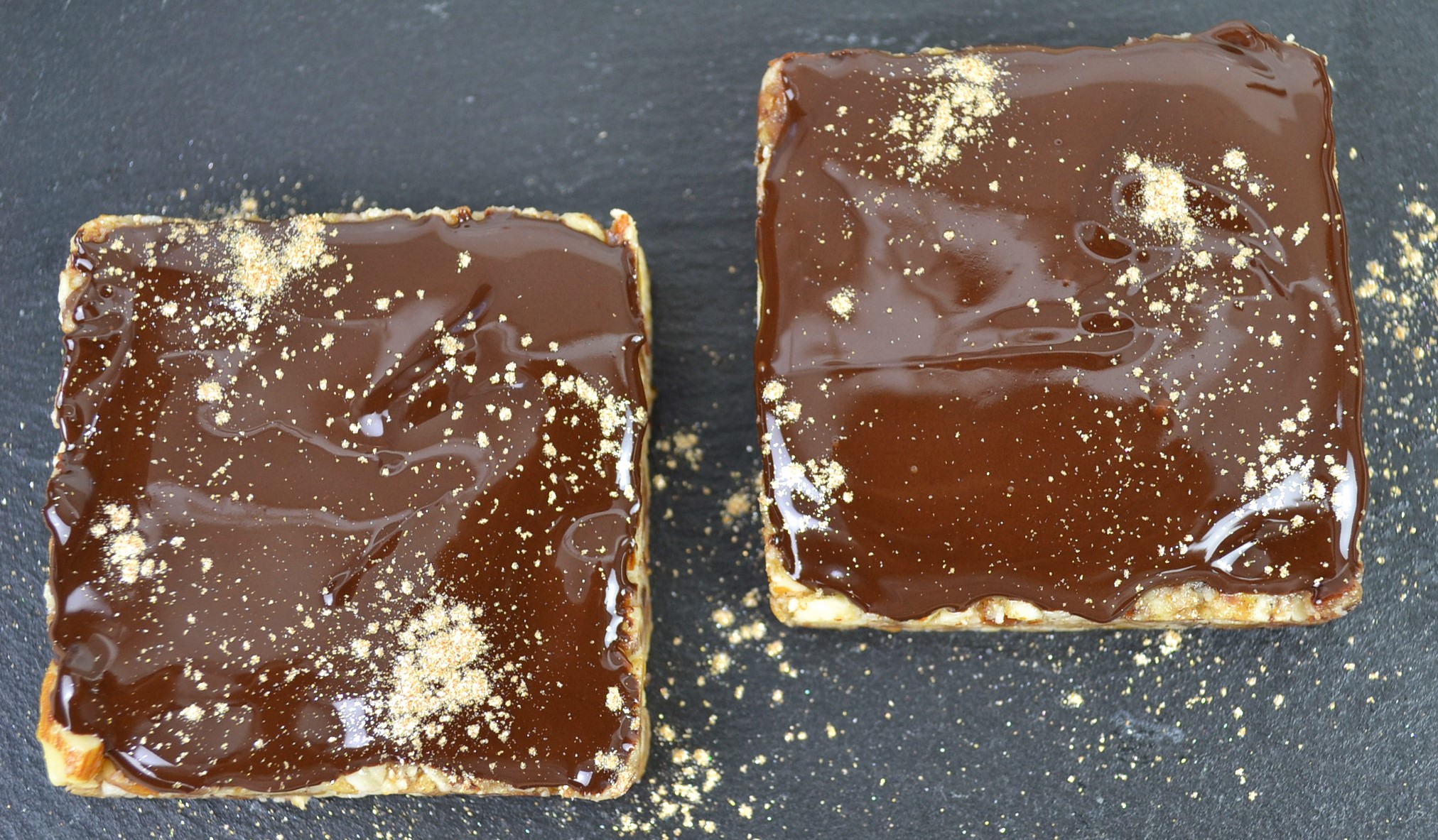 Cardamom & Almond Chocolate Vegan Bars Cardamom and Almond Chocolate Vegan Bars