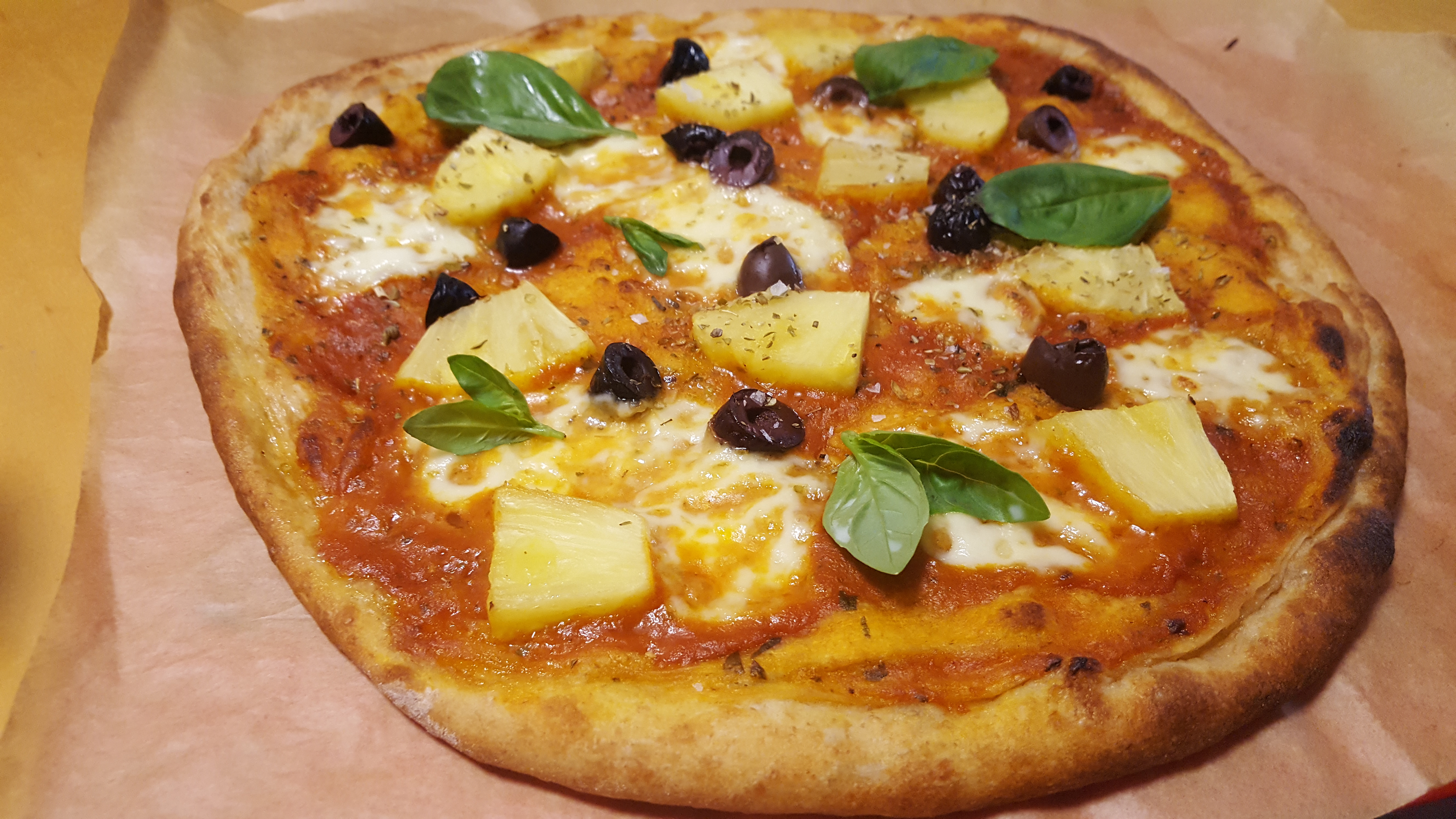 Sourdough pizza dough recipe - finished pizza