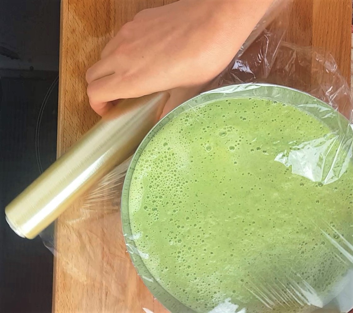 Cucumber soup process photos