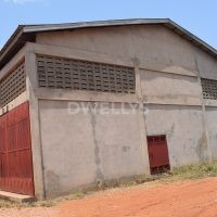 warehouse for rent in tema