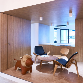 511 Queen's Road West