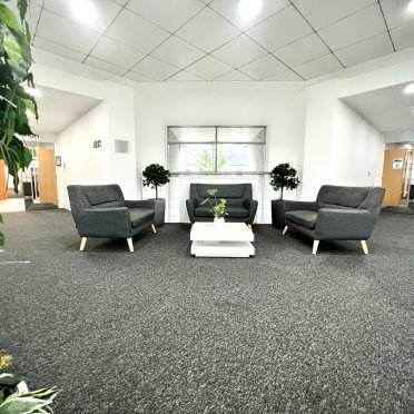 Castle Business Park
Lomond Court