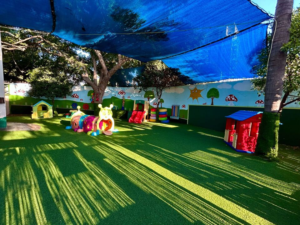 גן הגן האדום, אנצו סירני 2, כפר סבא