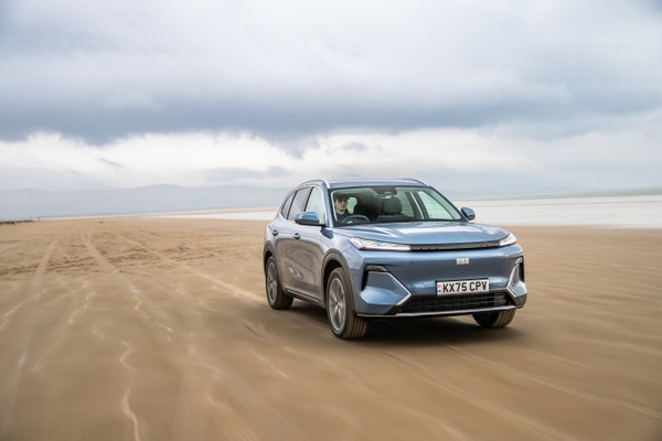 Geely Auto UK hits over 1,000 registrations in a month for the first time