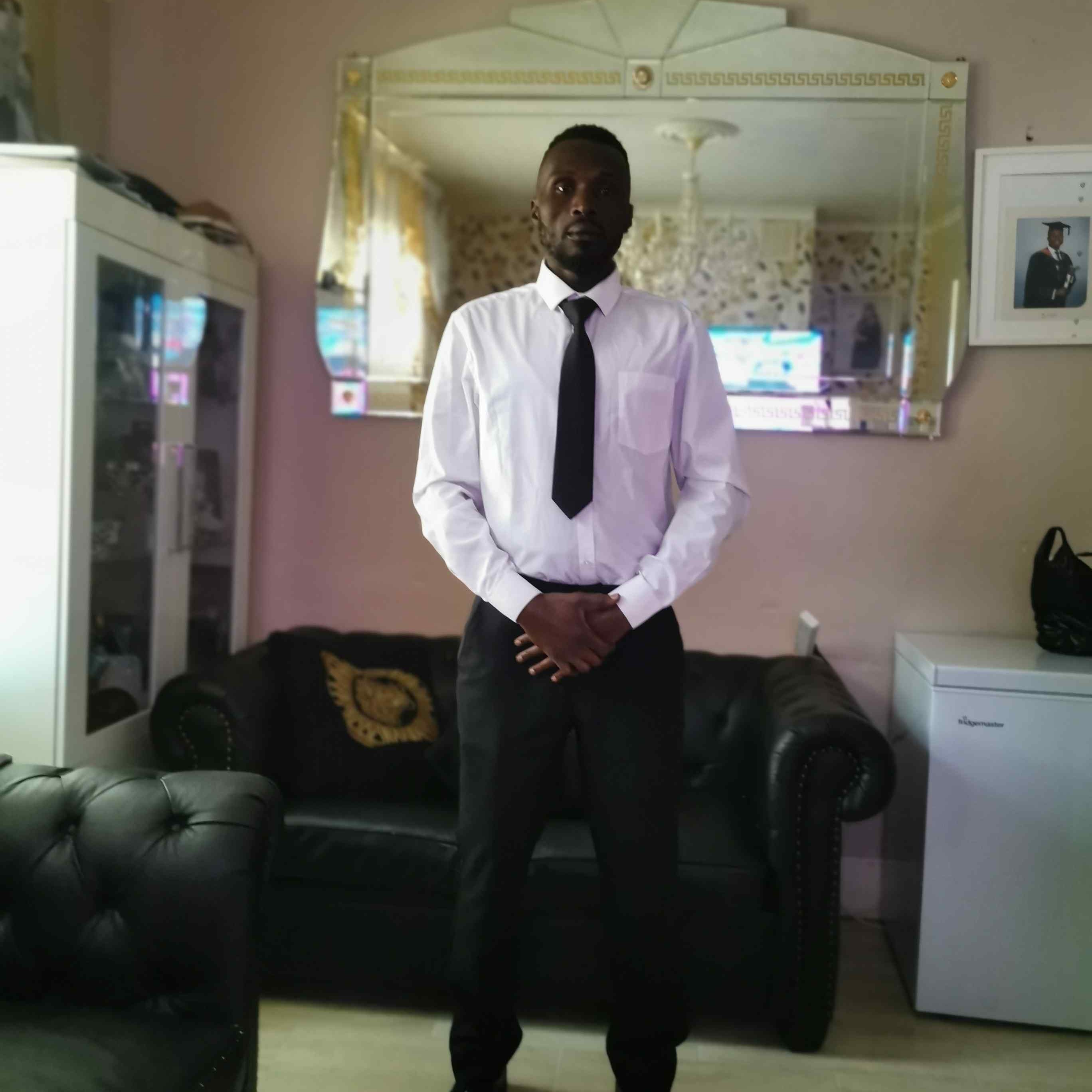 HERITHIER MBUY TONGOLO