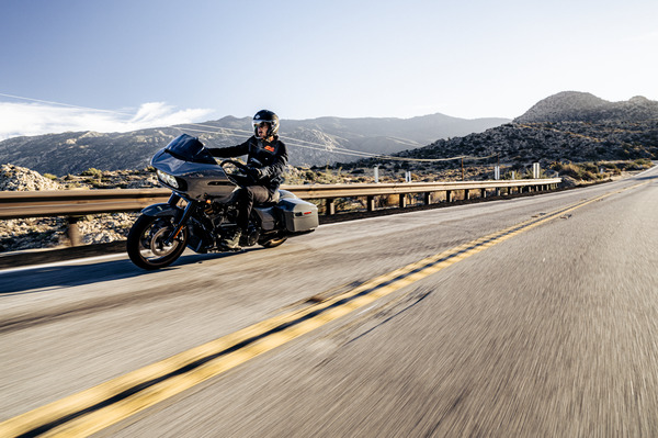 Road Glide ST