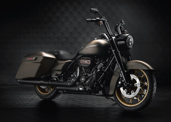 SCREAMIN’ EAGLE® 128/131 STAGE IV KITS FOR MY17 + TOURING MODELS