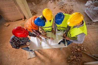 builders looking at plans