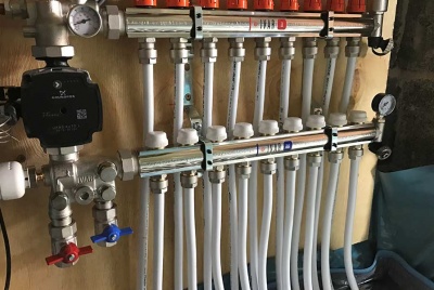 Black underfloor heating controls