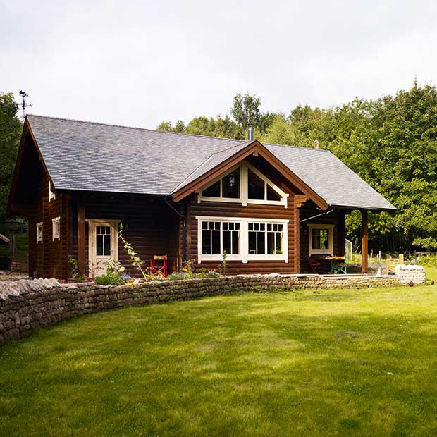 log cabin in Derbyshire built as package