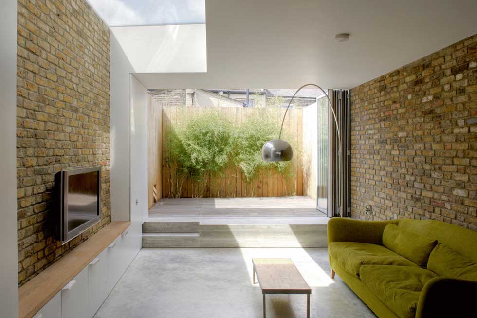 extension with drop in floor level