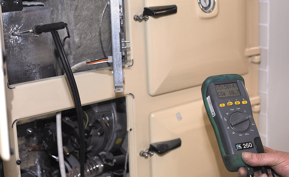 flue gas analysis for a Rayburn range cooker