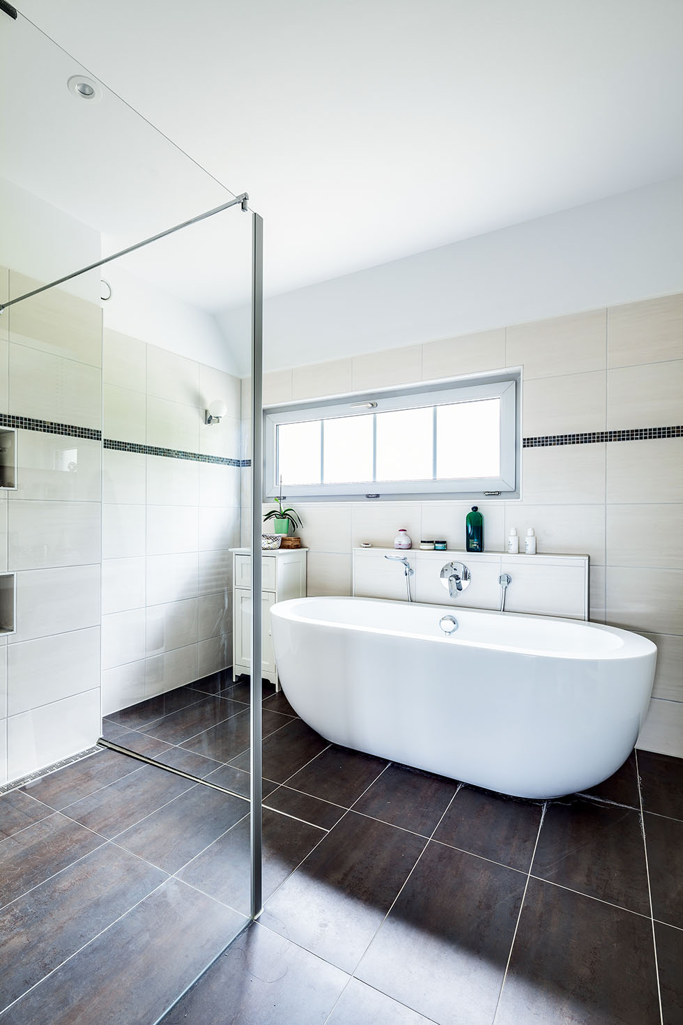 walden-house-bathroom