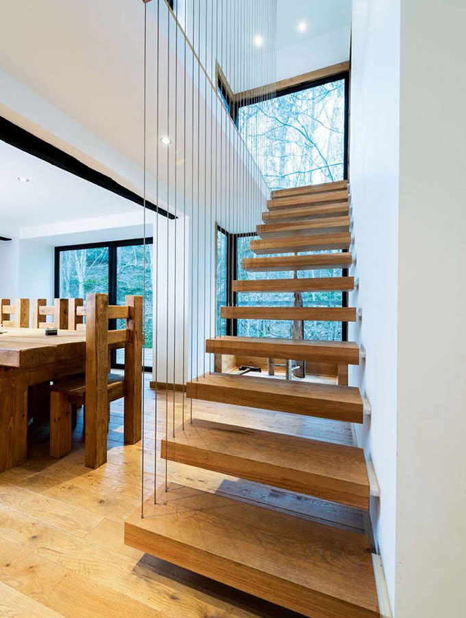 floating staircase wires