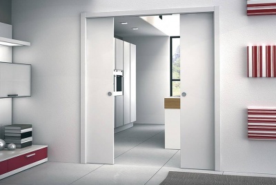 eclisse space saving minimal white door
