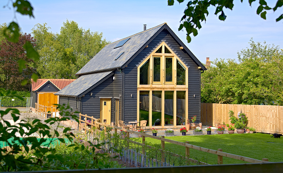 Oakwrights An Oak-framed barn style home