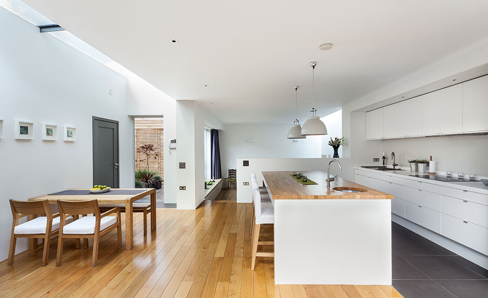 glazing vision Maximising indoor space and natural daylight