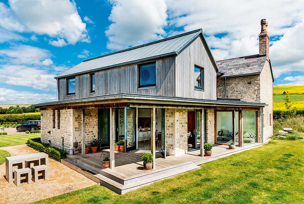 old-cottage-extension-covered-outdoor-space