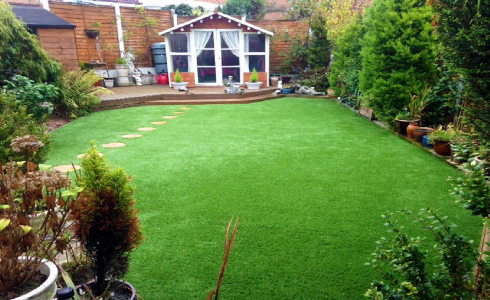 lawrence lawns summer house