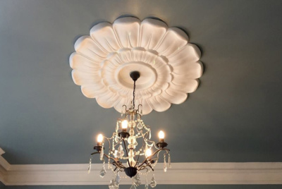 plaster ceiling roses chandelier