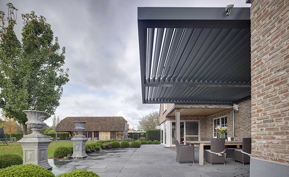 Black-Roof-IQ-Outdoors-