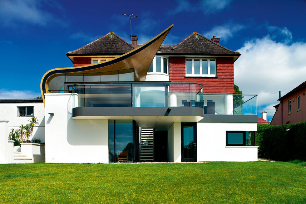 Stan Bolt extension with gold roof