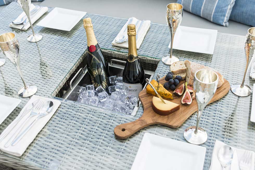 maze living picnic