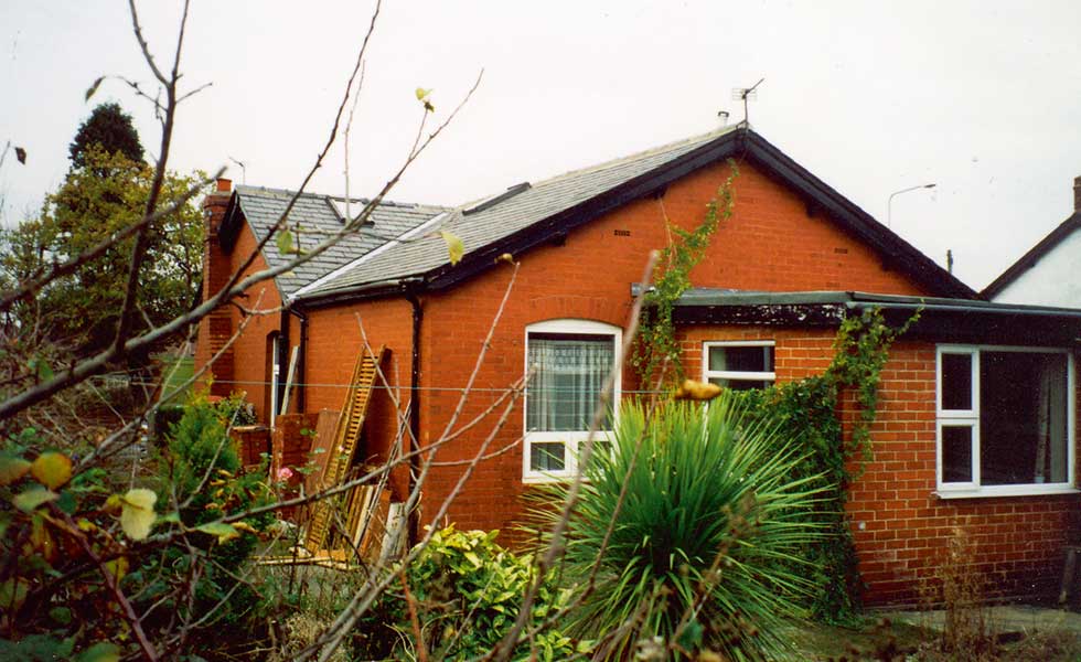Dated bungalow for renovation