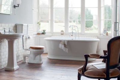 Traditional bathroom suite