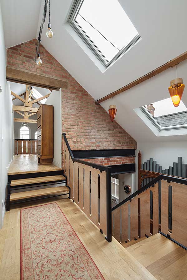 New first floor in chapel conversion
