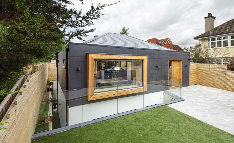 larch and fibre cement cladding on contemporary home