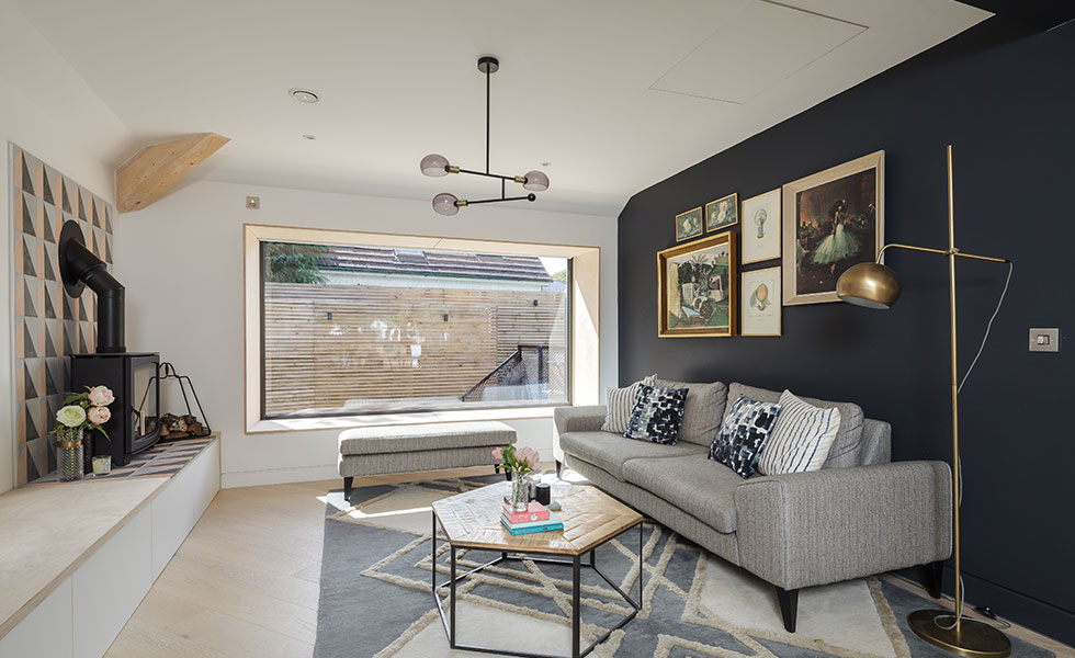 large format aluminium window with slim sightlines