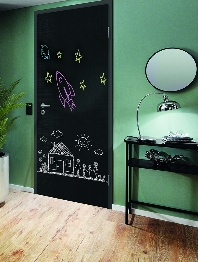 internal door with chalk finish