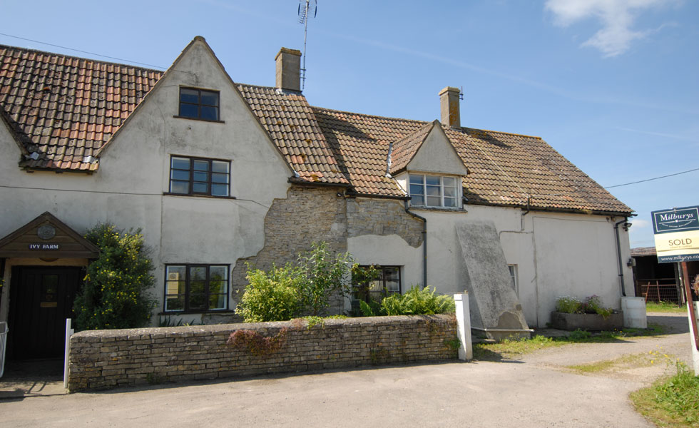 Period farmhouse in need of render repair