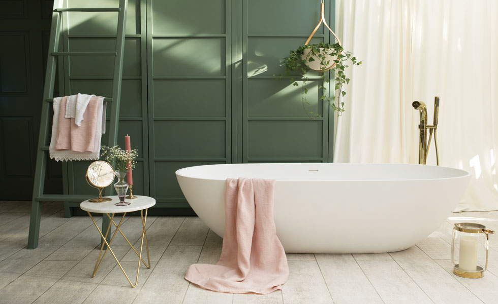 Luxury bathroom with freestanding bath