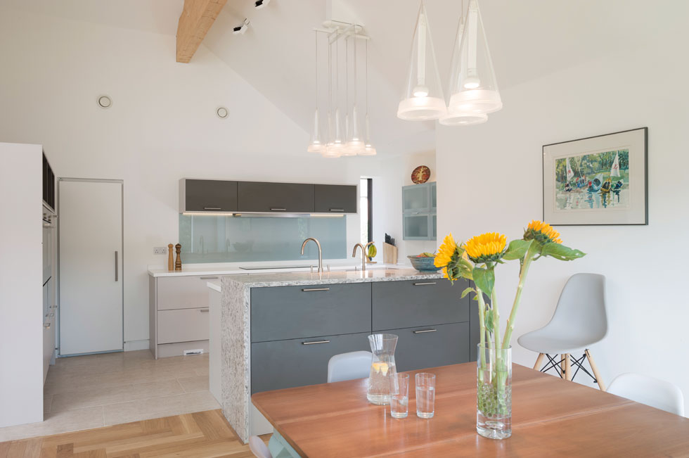 The contemporary kitchen diner