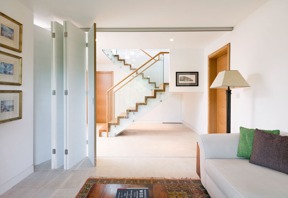 Sliding doors help to zone the open plan layout when required