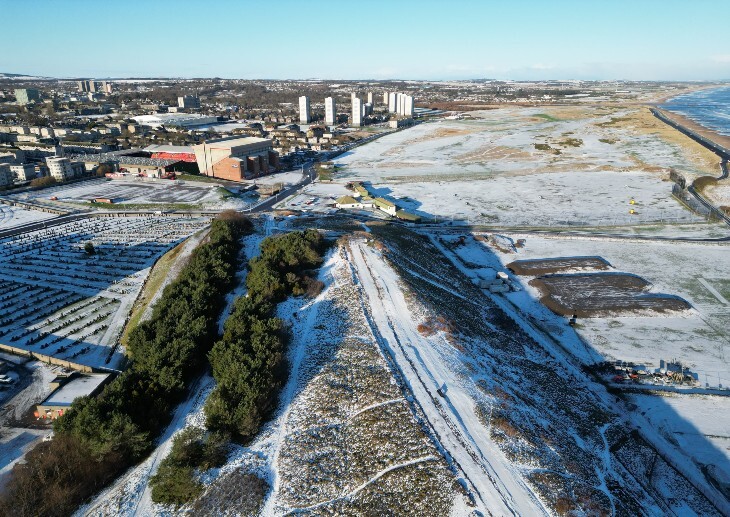 The historical Broad Hill in Aberdeen, School in the snow in January as amber health alert issued