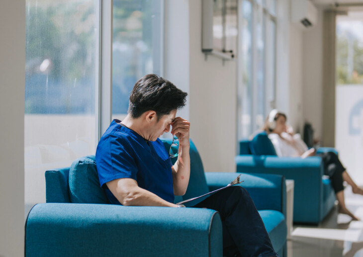 Survey shows high levels of burnout and exhaustion among NHS staff