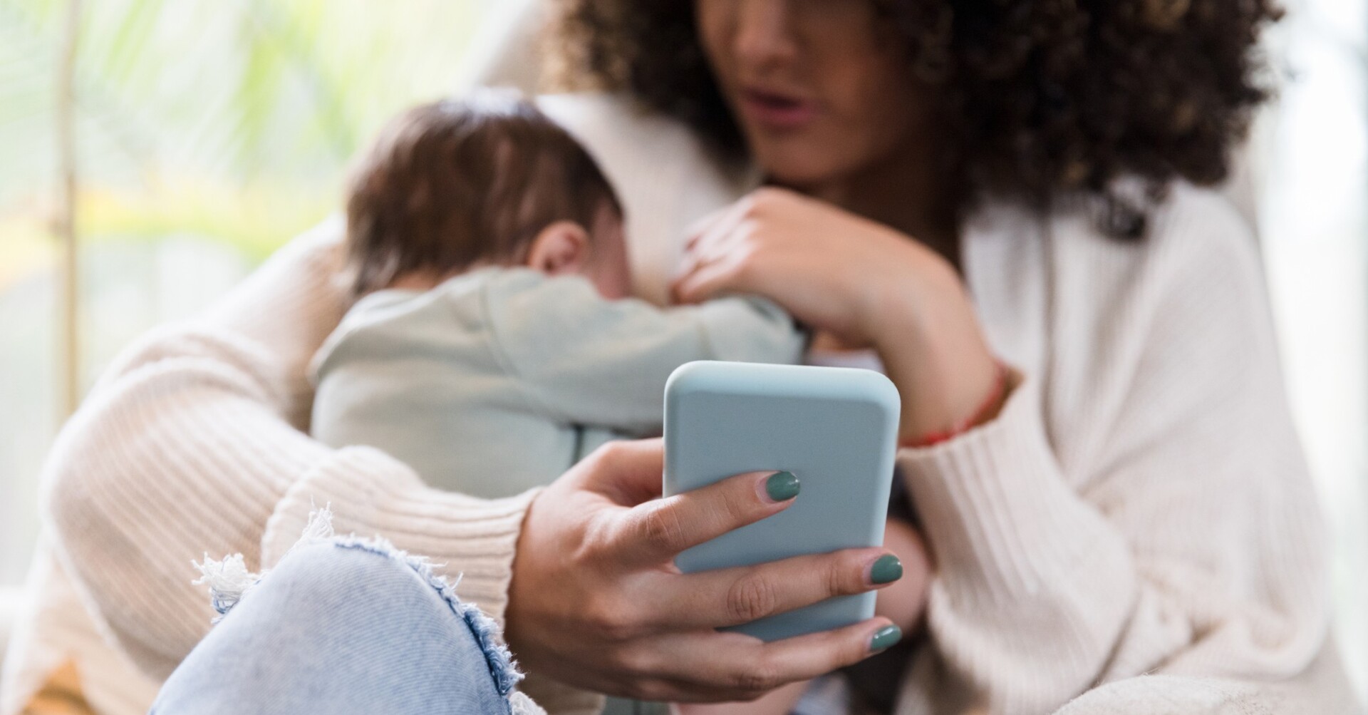 National 24-hour breastfeeding helpline extended for another year