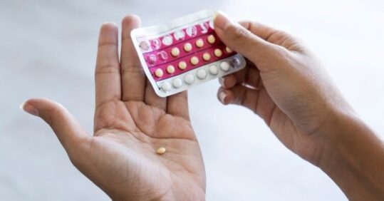 Which contraceptive methods are suitable for women over 40?