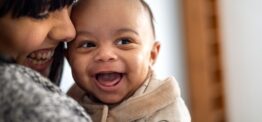 New mothers turning to health visitors and midwives for feeding help, major survey shows