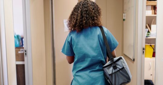 Community nurses face ‘no go zones’ and abuse, health leaders warn