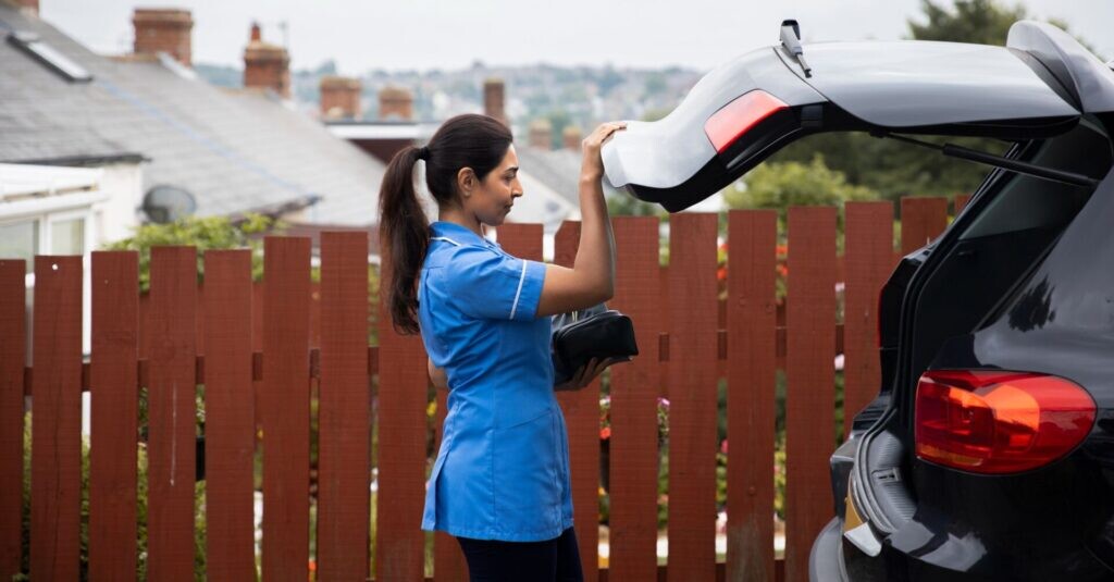 Community nurses forced to take sick days or quit altogether over transport costs