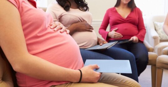 NHSE introduces new standards in effort to cut maternal deaths